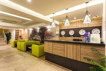 Фотографии Отель Hotel Compliment г. Трявна (Болгария) №1 Фото Отель Hotel Compliment г. Трявна 1