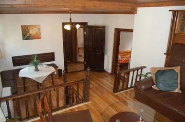 Фото номера Люкс с 2 спальнями Гостевой дом Kazasovata Guest House г. Трявна 9