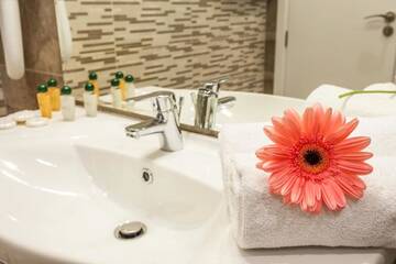 Фото номера Двухместный номер с 1 кроватью и балконом Отель Hotel Compliment г. Трявна 17
