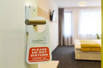 Фото номера Двухместный номер с 1 кроватью и балконом Отель Hotel Compliment г. Трявна 7