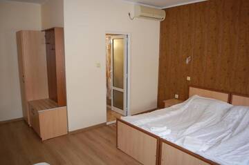 Фото номера Большой двухместный номер с 1 кроватью Отель Hotel Vitosha г. Трявна 14