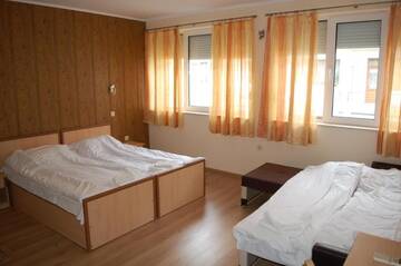 Фото номера Большой двухместный номер с 1 кроватью Отель Hotel Vitosha г. Трявна 11