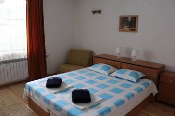 Фото номера Double Room with Balcony or Loggia Отель Family Hotel Biju г. Трявна 2