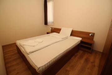 Фото номера Апартаменты с 2 спальнями Отель Tryavna Lake Hotel &amp; SPA г. Трявна 5