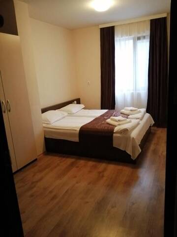 Фото номера Апартаменты с 2 спальнями и видом на озеро Отель Tryavna Lake Hotel &amp; SPA г. Трявна 6