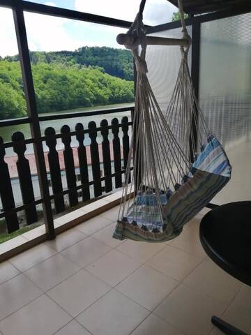Фото номера Апартаменты с 2 спальнями и видом на озеро Отель Tryavna Lake Hotel &amp; SPA г. Трявна 2