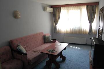 Фото номера Люкс с 1 спальней Отель Family Hotel Familia г. Трявна 2