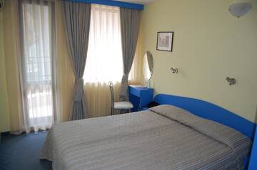Фото номера Люкс с 1 спальней Отель Family Hotel Familia г. Трявна 5